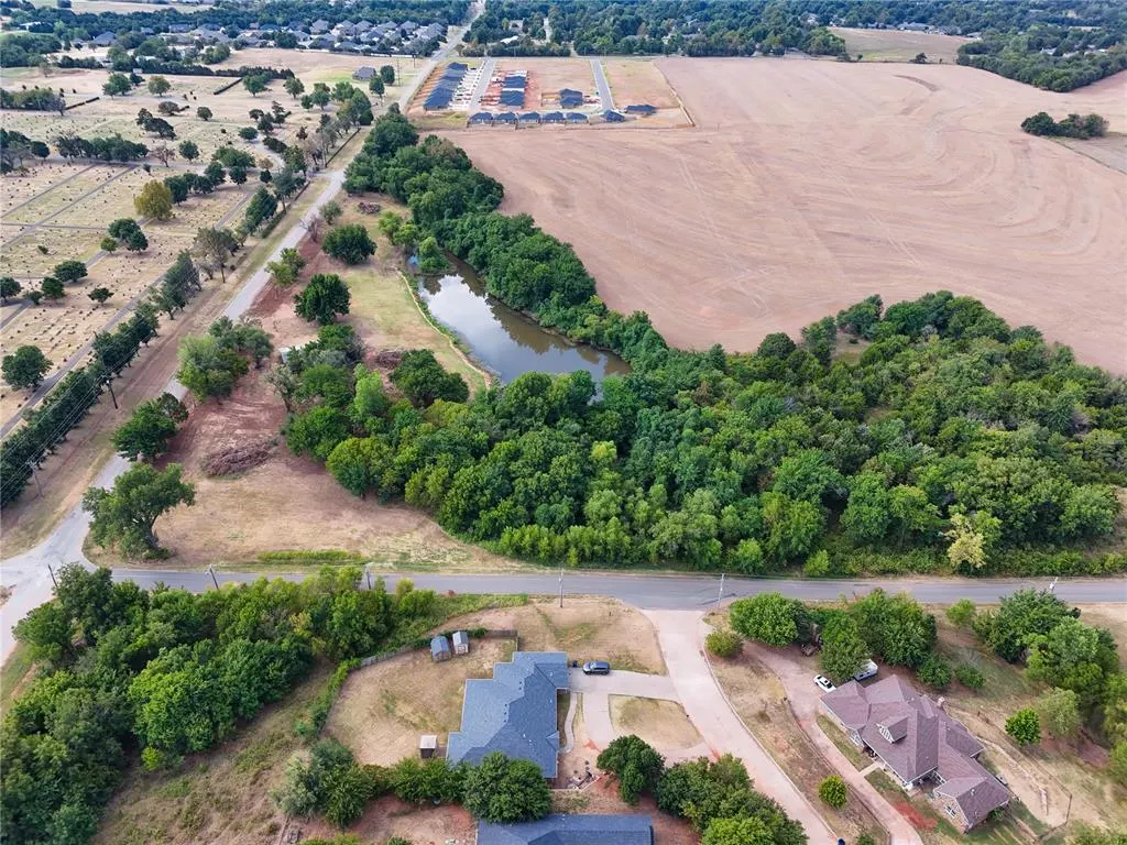 Photo 10 — 1927 N Pine Street, Guthrie, OK 73044