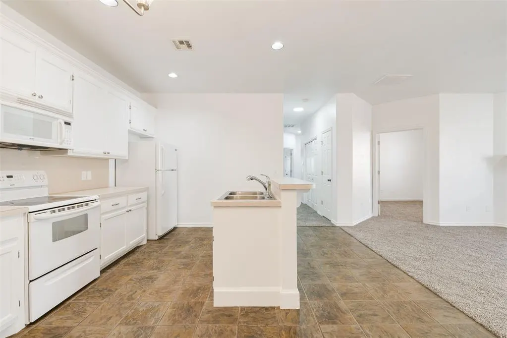 Photo 10 — 10 NW 156th Street 10, Edmond, OK 73013
