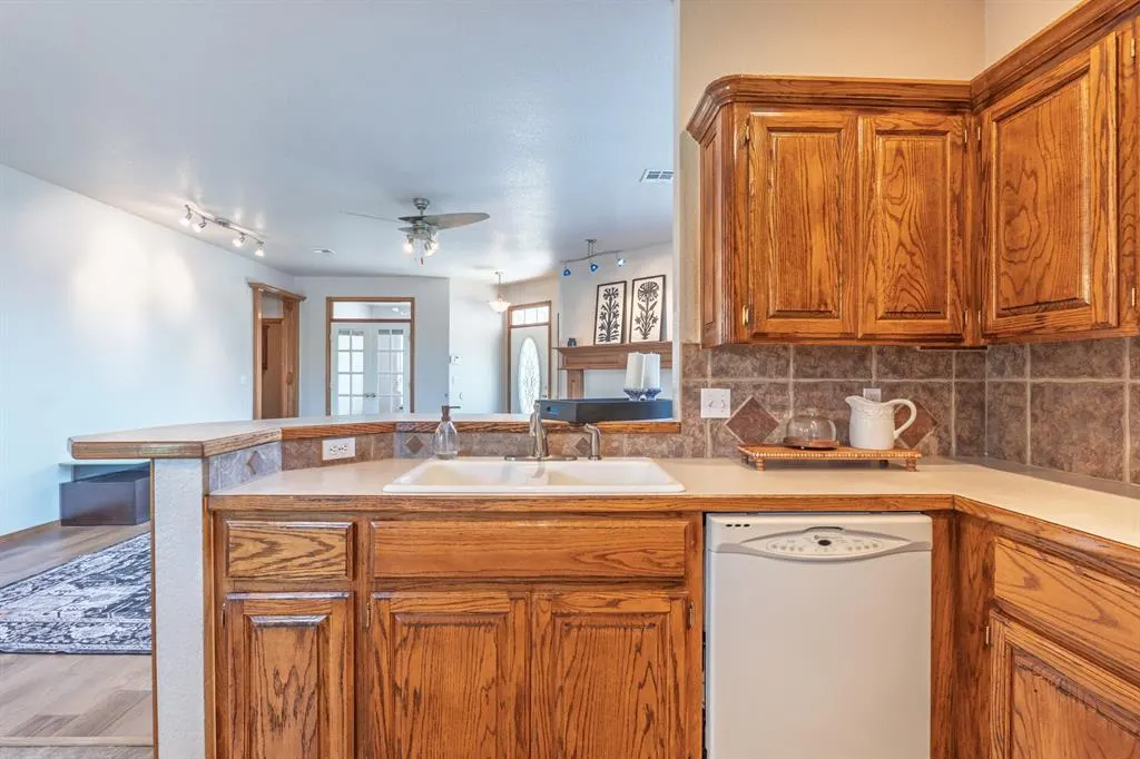 Photo 14 — 2252 Gray Dove Drive, Shawnee, OK 74804