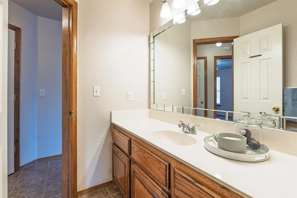 Photo 35 — 2252 Gray Dove Drive, Shawnee, OK 74804