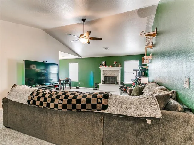 Photo 6 — 1012 Shadowlake Road, Norman, OK 73071