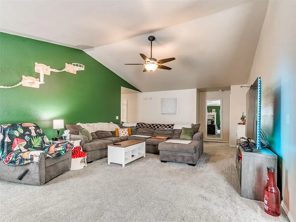 Photo 7 — 1012 Shadowlake Road, Norman, OK 73071