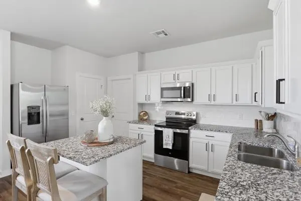 Photo 8 — 8229 Bluestem Trail, El Reno, OK 73036