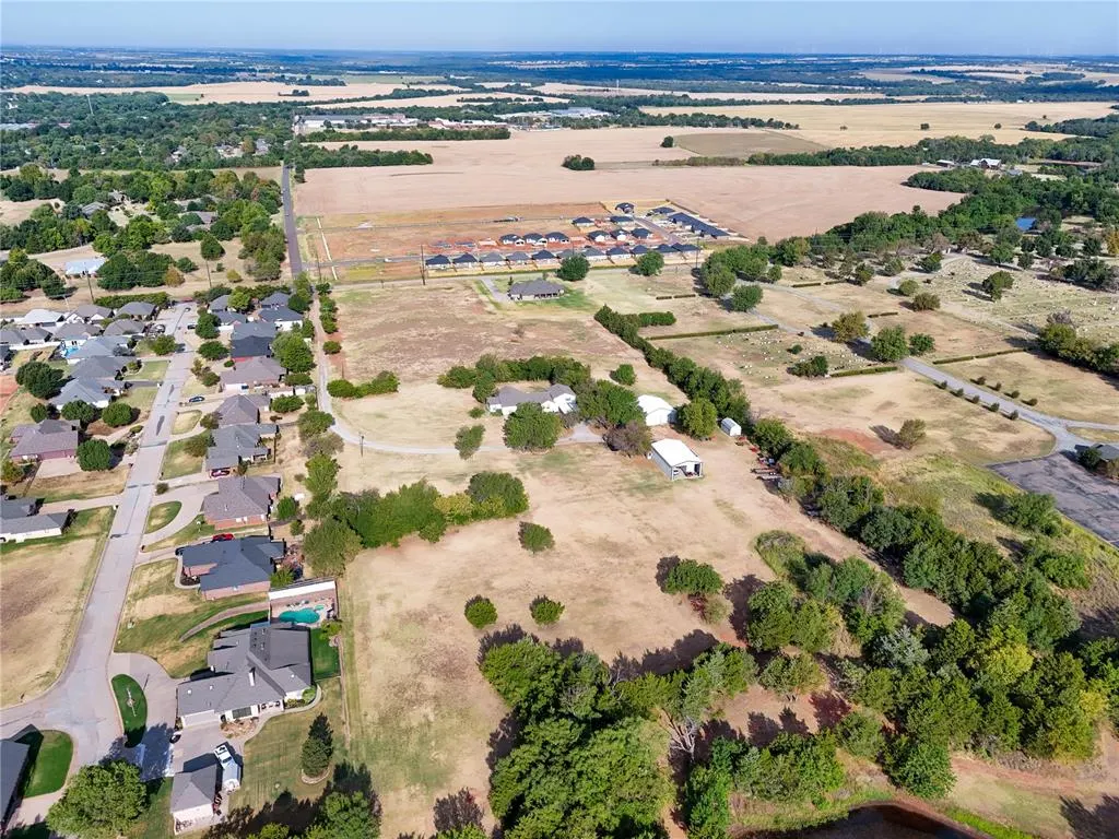 Photo 3 — 1508 N Pine Street, Guthrie, OK 73044