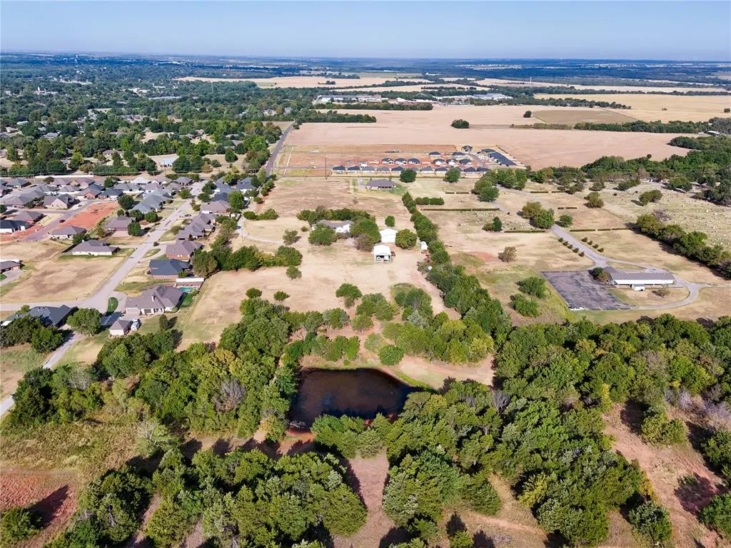 Photo 5 — 1508 N Pine Street, Guthrie, OK 73044