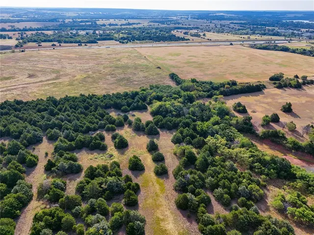Photo 8 — 1508 N Pine Street, Guthrie, OK 73044
