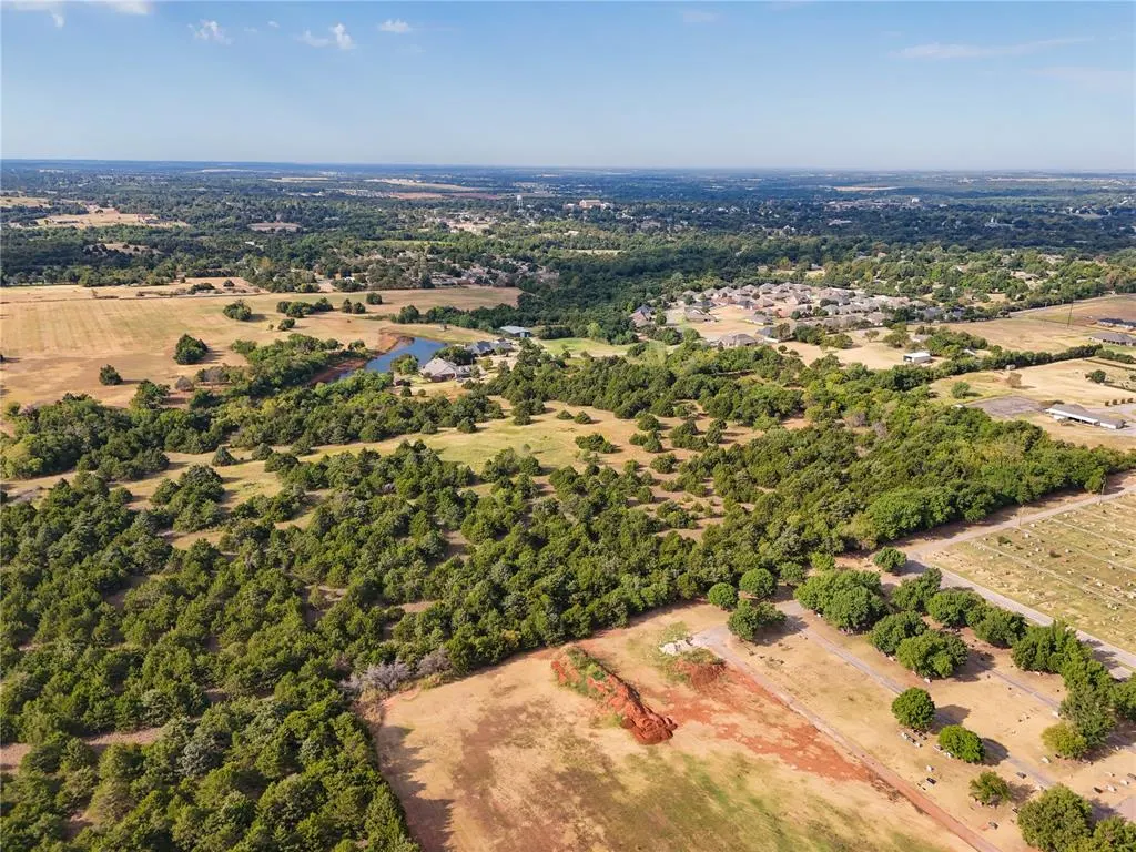 Photo 36 — 1508 N Pine Street, Guthrie, OK 73044