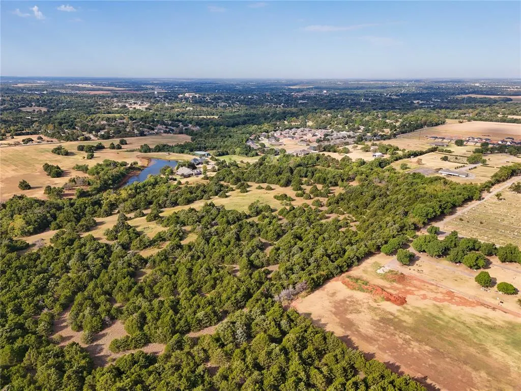 Photo 37 — 1508 N Pine Street, Guthrie, OK 73044