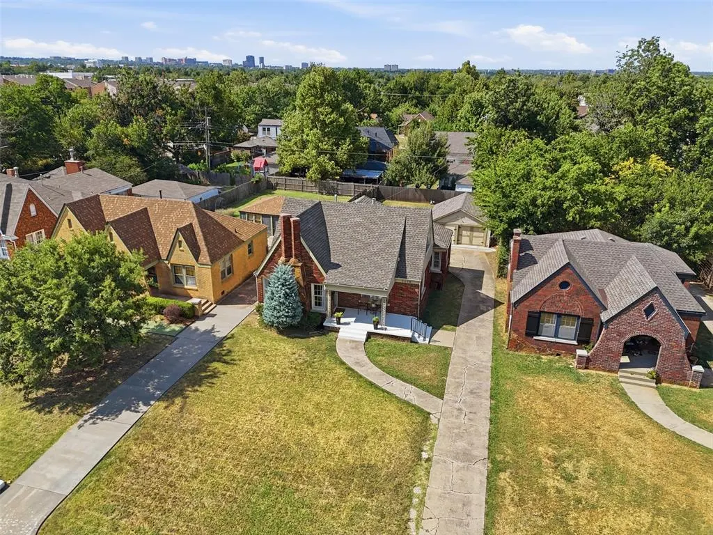Photo 3 — 2309 NW 27th Street, Oklahoma City, OK 73107