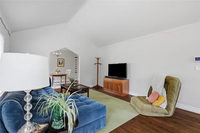 Photo 8 — 2309 NW 27th Street, Oklahoma City, OK 73107