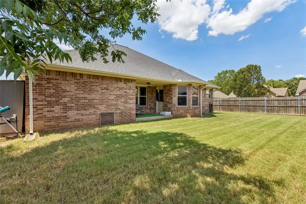Photo 25 — 12204 Heathfield Lane, Oklahoma City, OK 73173