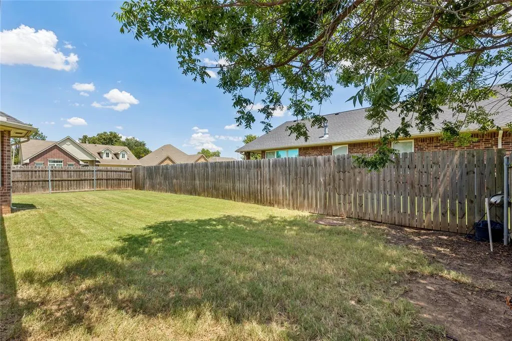 Photo 27 — 12204 Heathfield Lane, Oklahoma City, OK 73173