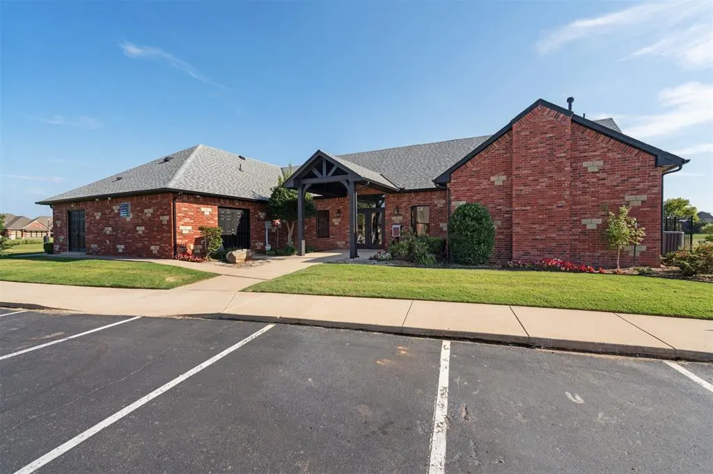 Photo 29 — 12204 Heathfield Lane, Oklahoma City, OK 73173