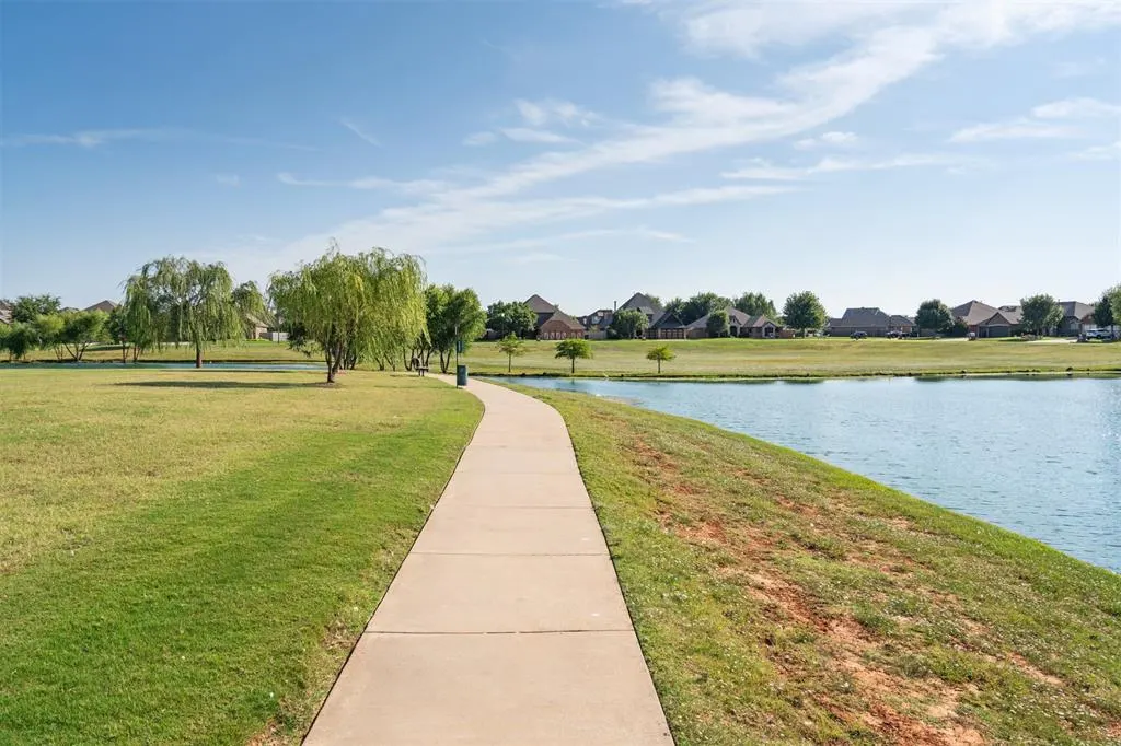Photo 32 — 12204 Heathfield Lane, Oklahoma City, OK 73173
