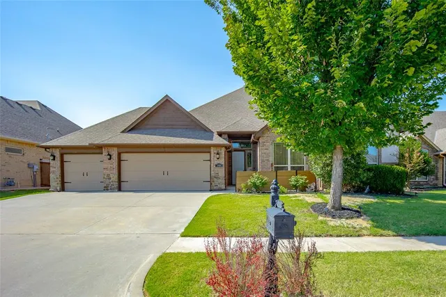 Photo 2 — 5908 NW 157th Street, Edmond, OK 73013