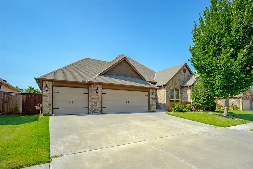 Front exterior — 5908 NW 157th Street, Edmond, OK 73013