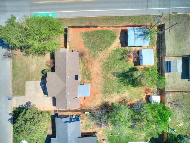 Photo 3 — 800 NW 49th Street, Oklahoma City, OK 73118