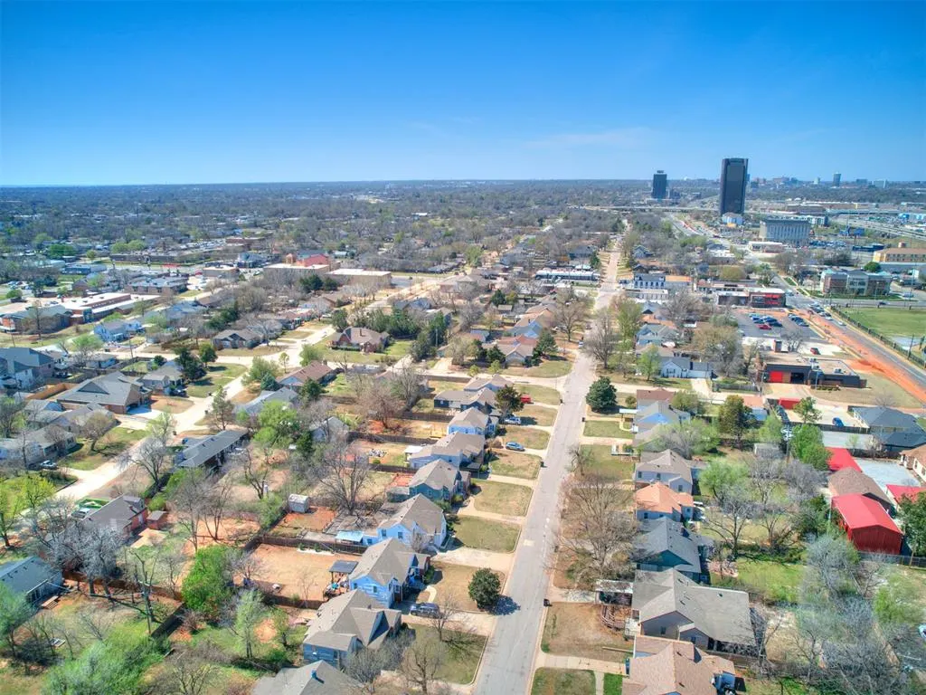 Photo 12 — 800 NW 49th Street, Oklahoma City, OK 73118