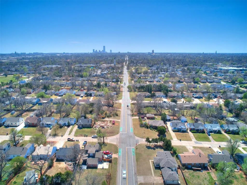Photo 13 — 800 NW 49th Street, Oklahoma City, OK 73118