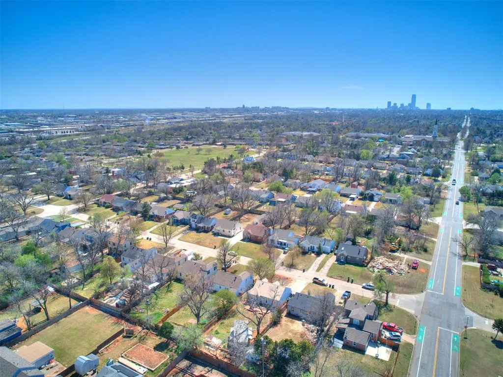 Photo 14 — 800 NW 49th Street, Oklahoma City, OK 73118