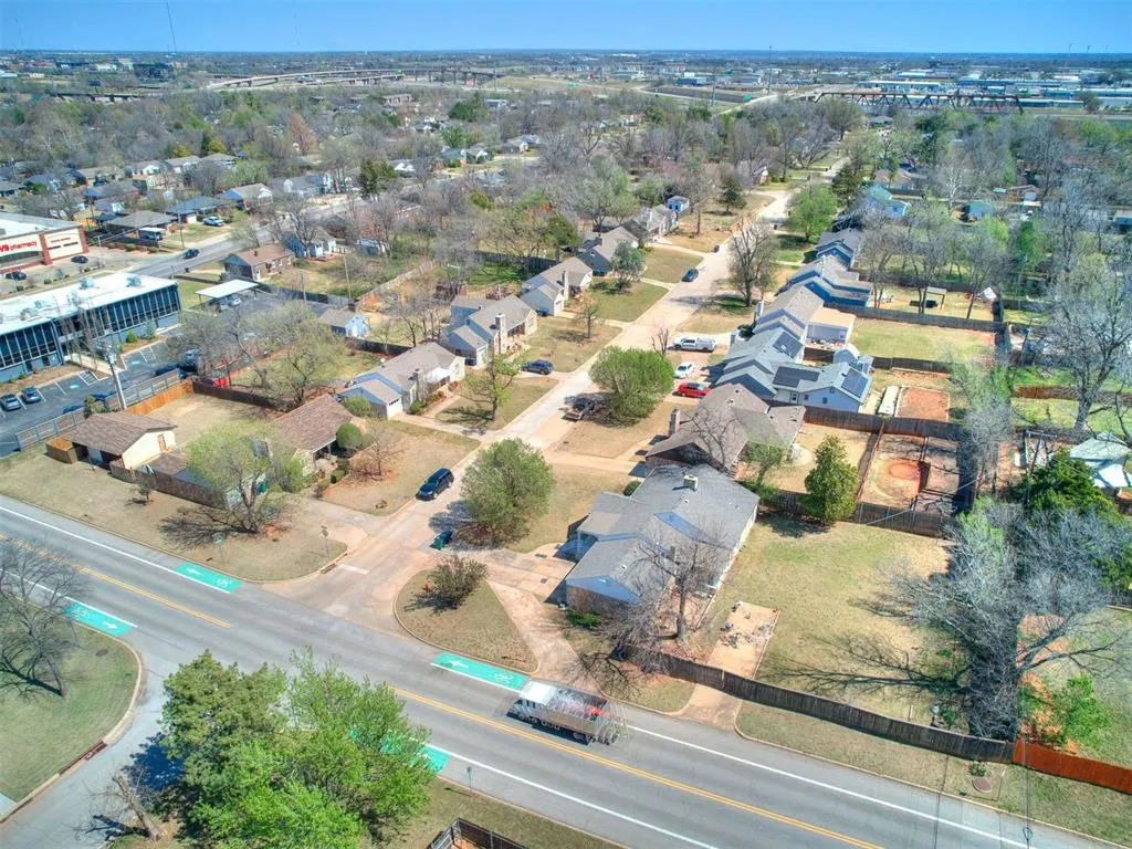 Photo 17 — 800 NW 49th Street, Oklahoma City, OK 73118