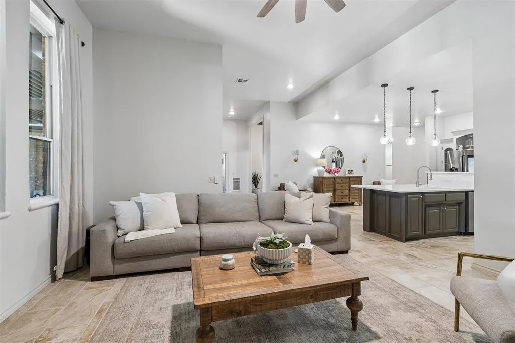 Photo 6 — 20915 Highlander Ridge Drive, Edmond, OK 73012