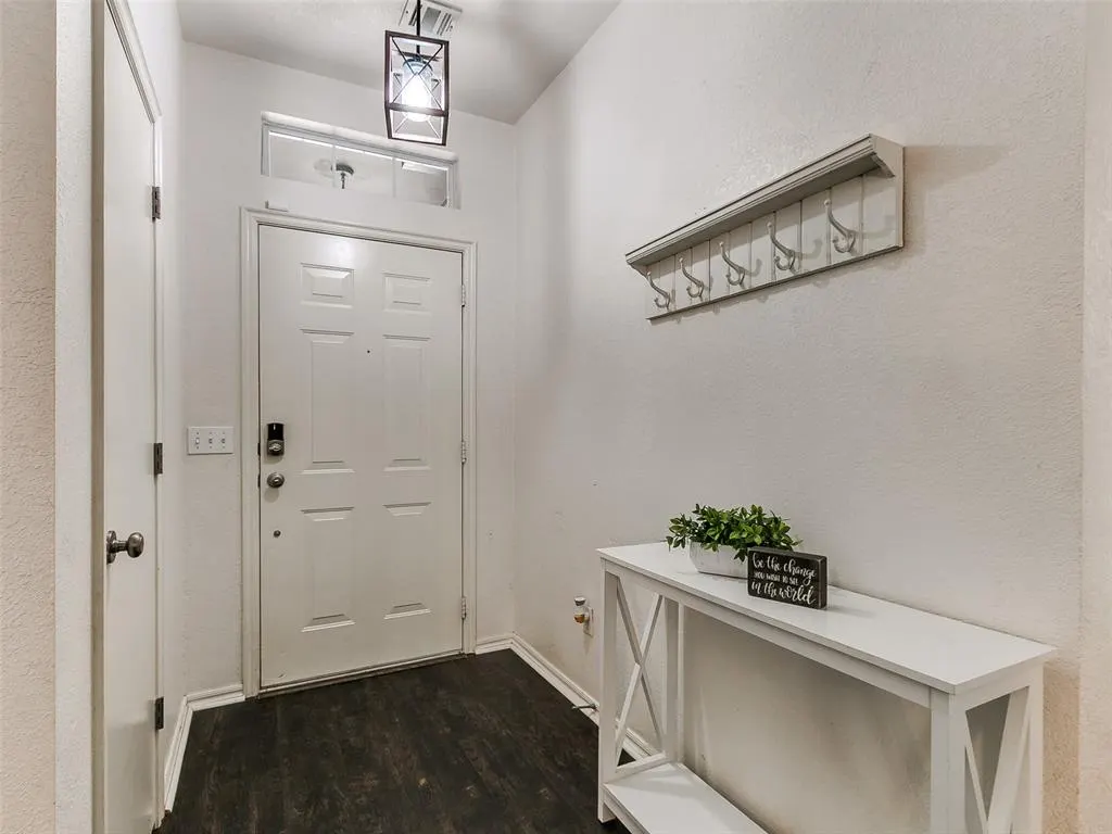 Photo 2 — 541 NE 23rd Terrace, Newcastle, OK 73065