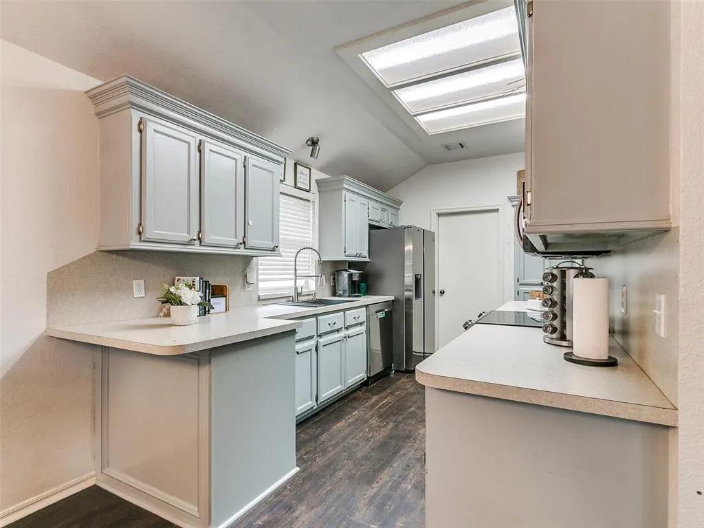 Photo 4 — 541 NE 23rd Terrace, Newcastle, OK 73065