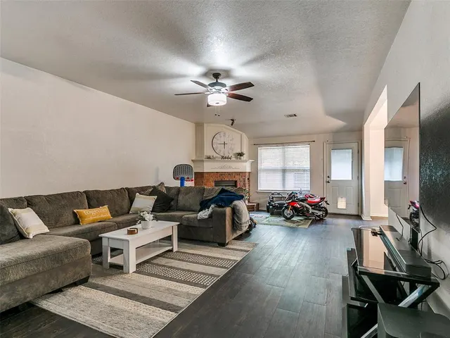 Photo 8 — 541 NE 23rd Terrace, Newcastle, OK 73065