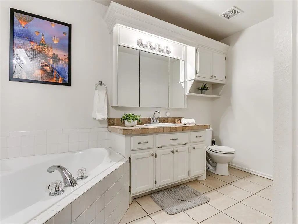 Photo 13 — 541 NE 23rd Terrace, Newcastle, OK 73065