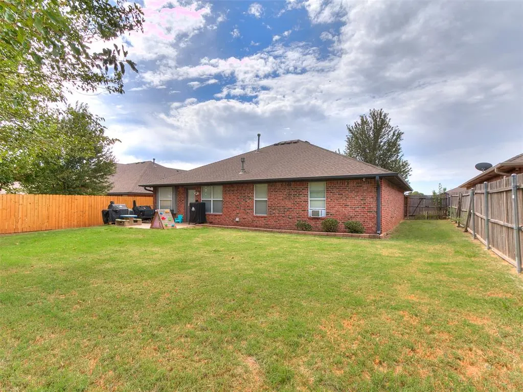 Photo 22 — 541 NE 23rd Terrace, Newcastle, OK 73065