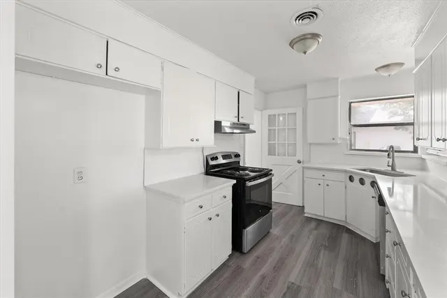 Photo 7 — 1625 SW 67th Street, Oklahoma City, OK 73159