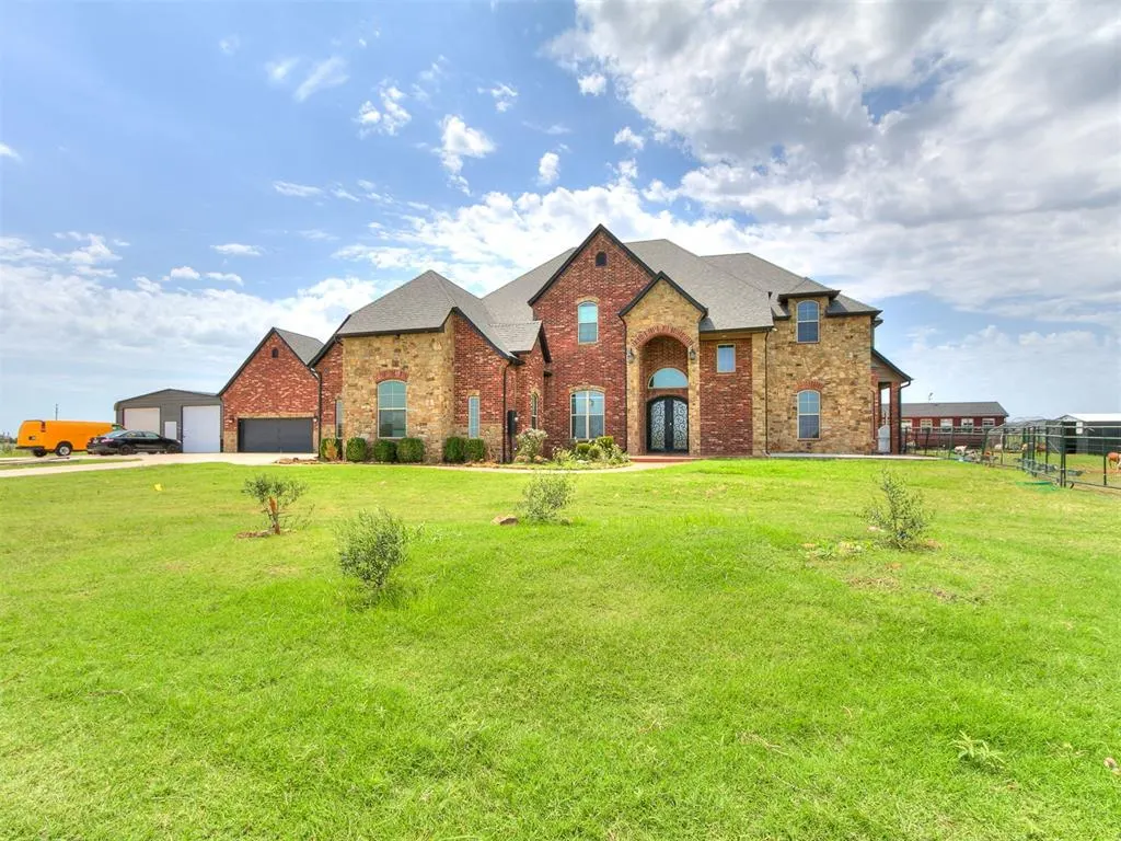 Front exterior — 6580 NW 234th Street, Edmond, OK 73025