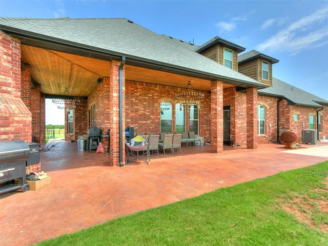 Photo 6 — 6580 NW 234th Street, Edmond, OK 73025