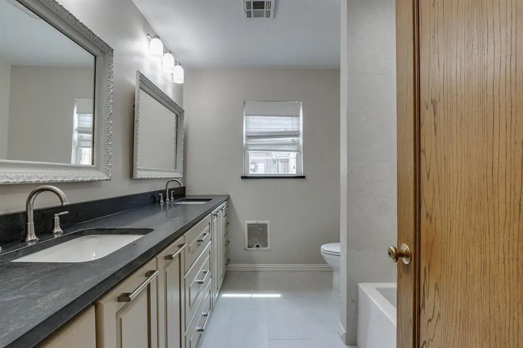 Photo 40 — 2924 Cornwall Place, Oklahoma City, OK 73120