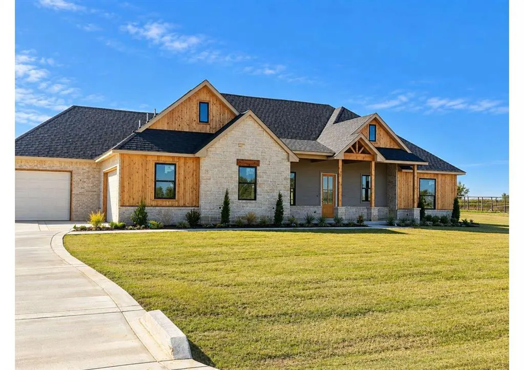 Front exterior — 4365 Janie Way, Guthrie, OK 73044