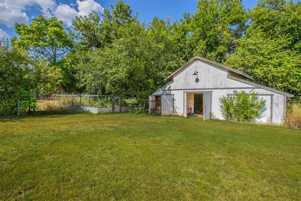 Photo 29 — 119 S County Line Avenue, Blanchard, OK 73010
