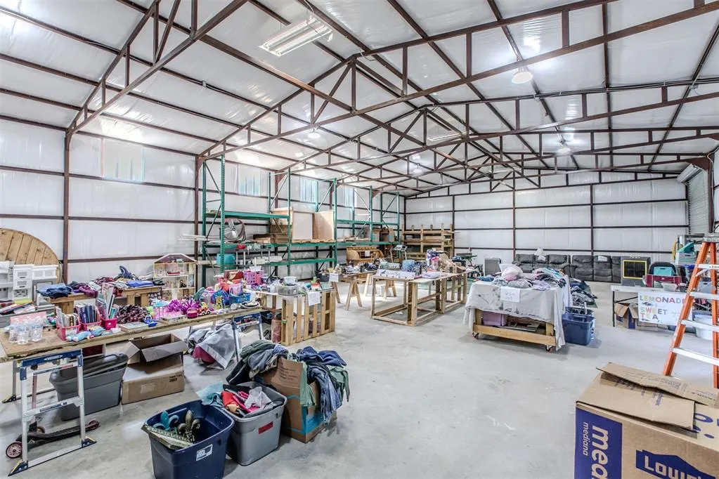Photo 34 — 119 S County Line Avenue, Blanchard, OK 73010