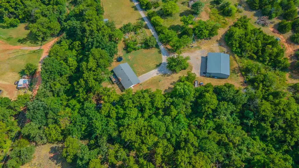 Photo 37 — 119 S County Line Avenue, Blanchard, OK 73010