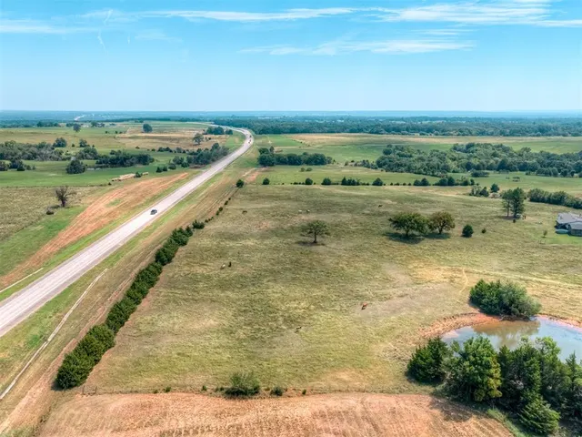Photo 4 — 1209 S Council Valley Road, Yale, OK 74085