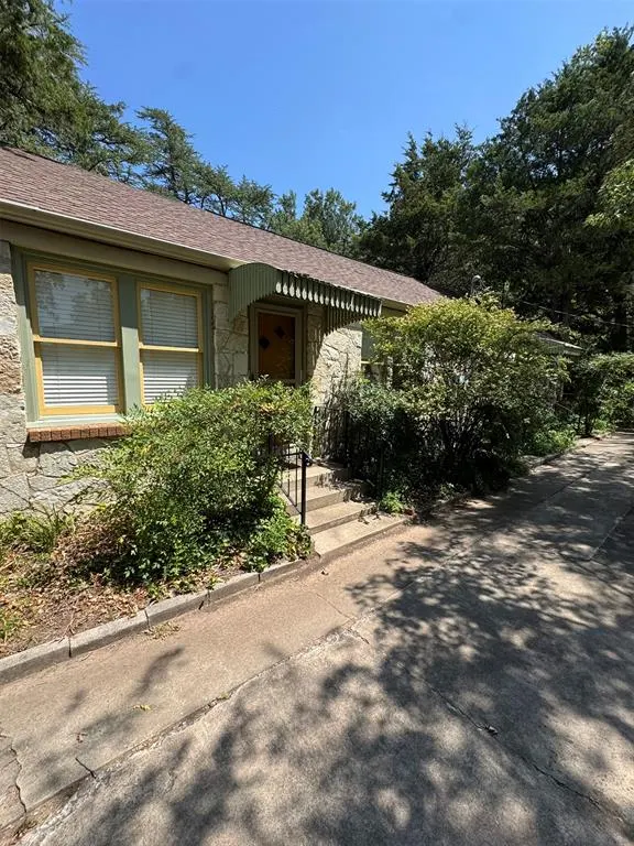 Photo 2 — 435 S Chautauqua Avenue, Norman, OK 73069