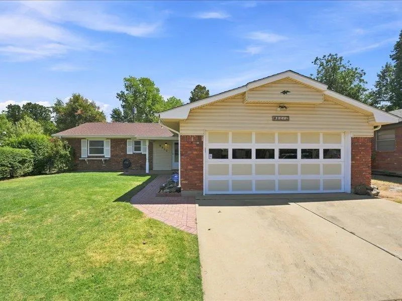 Photo 2 — 8212 NW 33rd Street, Bethany, OK 73008