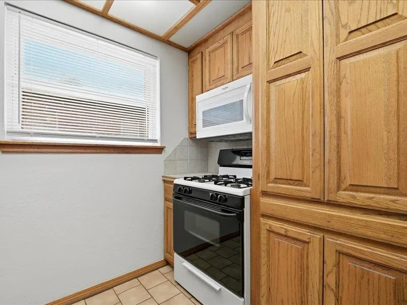 Photo 10 — 8212 NW 33rd Street, Bethany, OK 73008