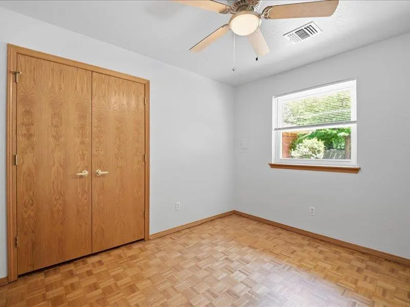 Photo 14 — 8212 NW 33rd Street, Bethany, OK 73008