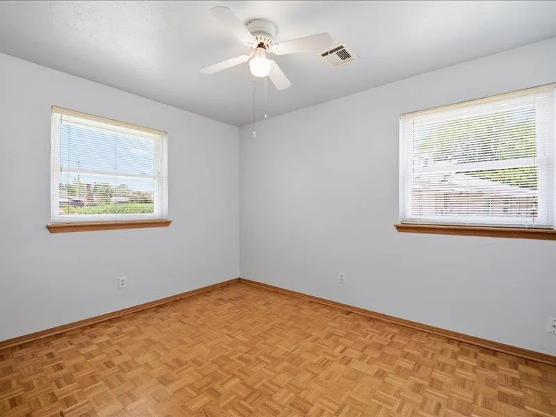 Photo 18 — 8212 NW 33rd Street, Bethany, OK 73008