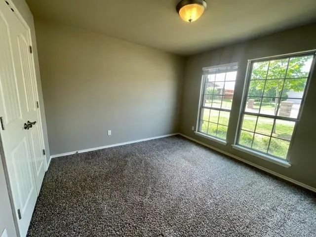 Photo 8 — 3315 Eaglerock Lane, Norman, OK 73069