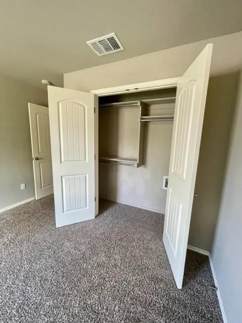 Photo 11 — 3315 Eaglerock Lane, Norman, OK 73069