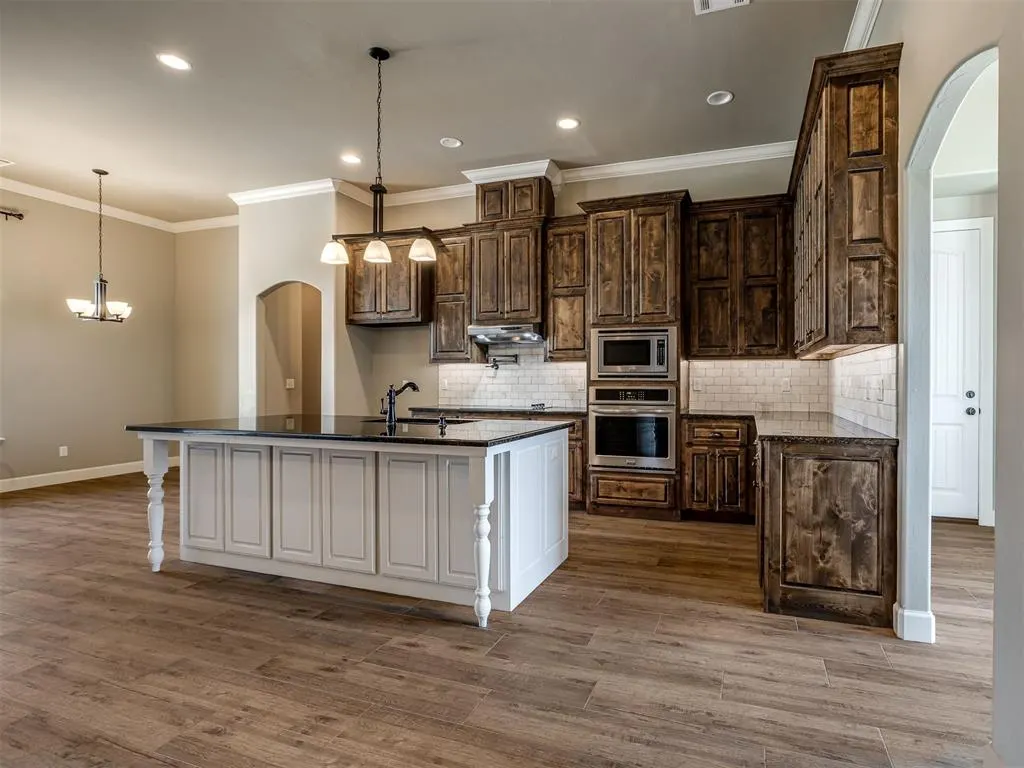 Photo 11 — 12485 SE 15th Street, Choctaw, OK 73020