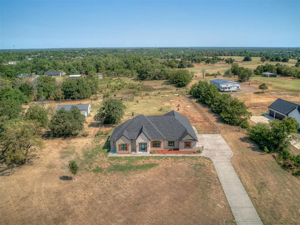 Photo 42 — 12485 SE 15th Street, Choctaw, OK 73020