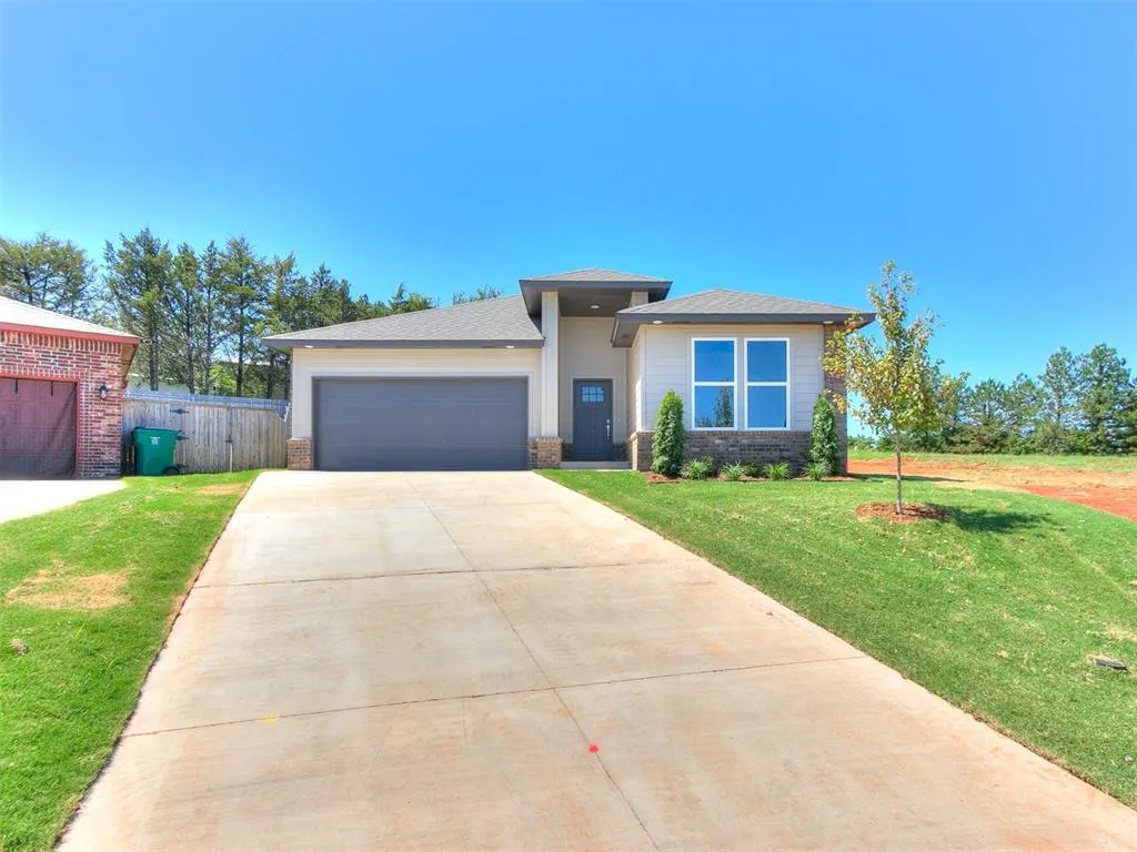 Front exterior — 7236 NW 152nd Street, Edmond, OK 73013